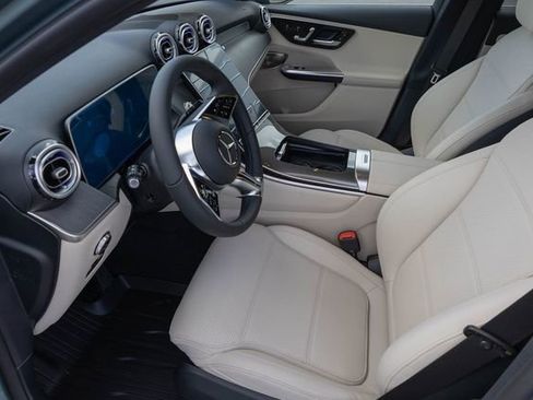 New 2026 Mercedes-Benz GLC 300 4MATIC image 2