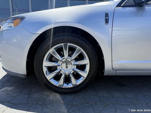 Used 2012 Lincoln MKZ AWD image 22