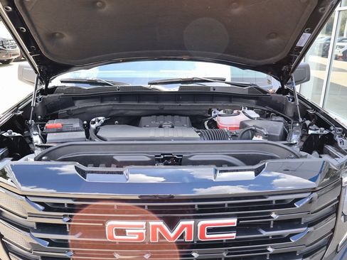New 2026 GMC Sierra 1500 Elevation image 42