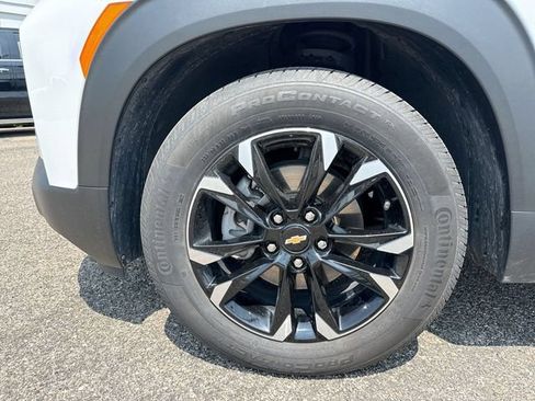 Used 2023 Chevrolet TrailBlazer LT FWD image 10