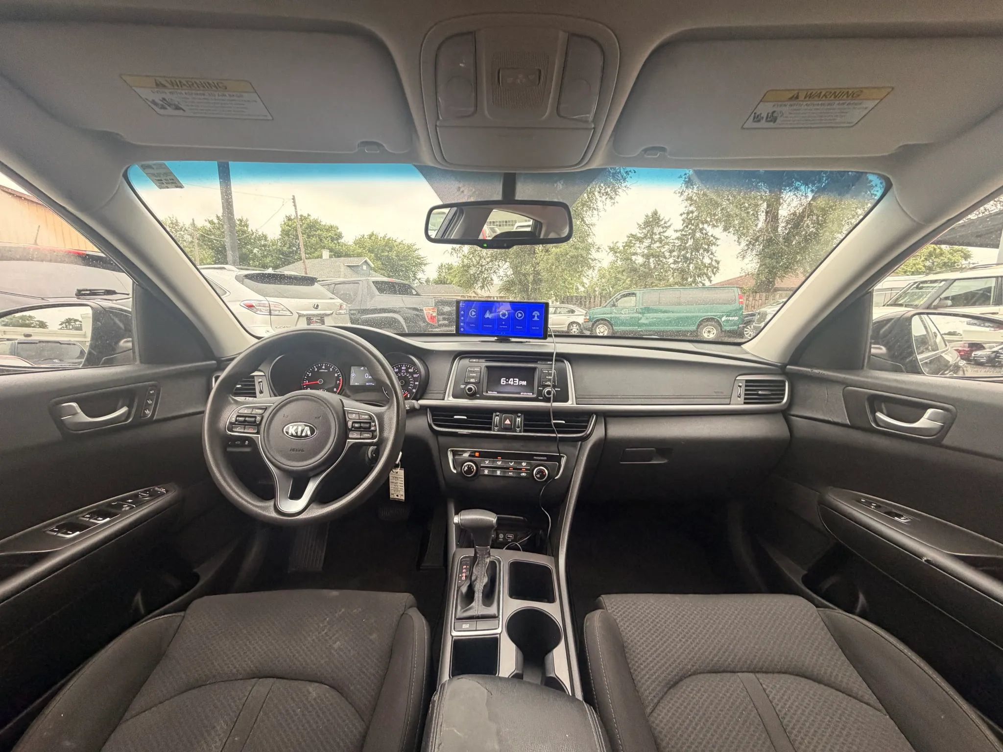 Used 2016 Kia Optima LX w/ LX Convenience Package FWD image 2