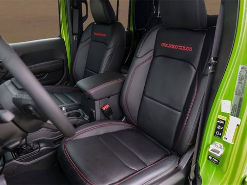 Used 2025 Jeep Gladiator Rubicon image 7