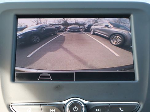 Used 2022 Chevrolet Equinox LS w/ LS Convenience Package image 25