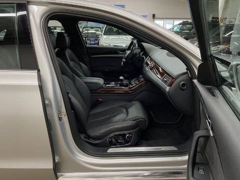 Used 2013 Audi A8 3.0T AWD/4WD image 19