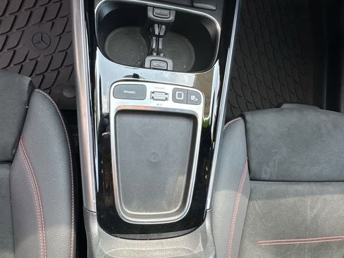 Used 2025 Mercedes-Benz GLA 250 image 15