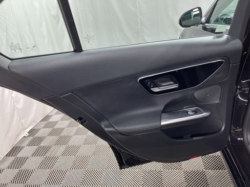 Used 2025 Mercedes-Benz C 300 4MATIC Sedan image 28