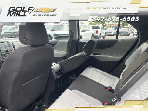 Used 2018 Chevrolet Equinox LS FWD image 25