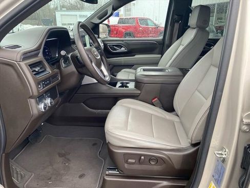 Used 2023 GMC Yukon SLT image 9