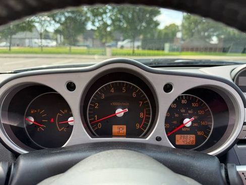 Used 2008 Nissan 350Z Touring RWD image 13