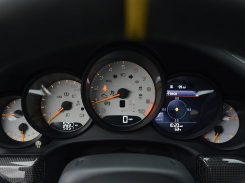 Certified 2019 Porsche 911 GT3 RS image 18