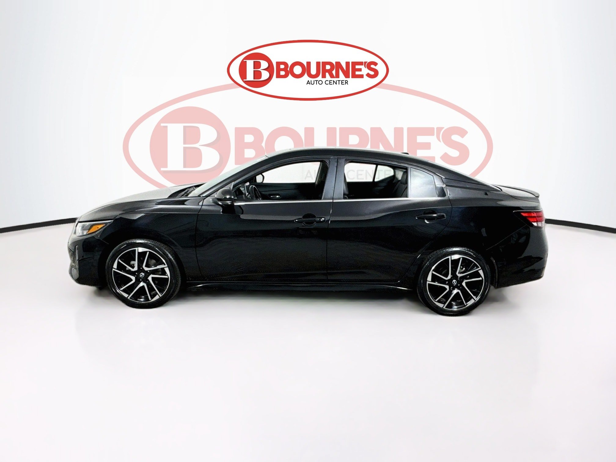Used 2024 Nissan Sentra SR w/ SR Premium Package FWD image 9