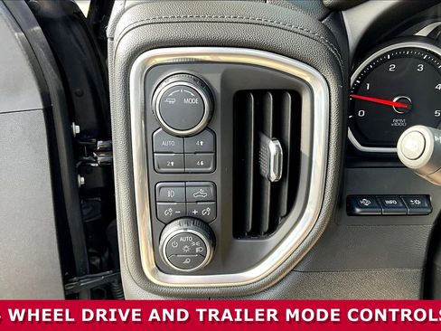 Used 2020 Chevrolet Silverado 2500 LTZ w/ LTZ Premium Package AWD/4WD image 40