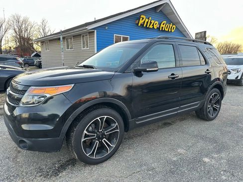 Used 2015 Ford Explorer Sport image 2
