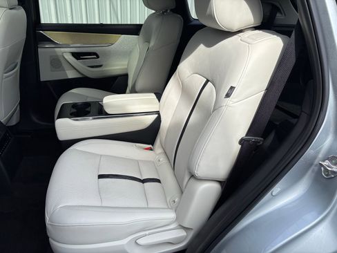 Certified 2025 MAZDA CX-90 3.3 Turbo S w/ Premium Plus image 31