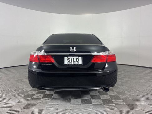 Used 2015 Honda Accord LX image 4