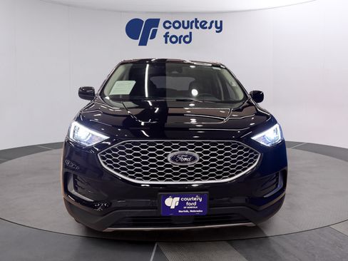 Used 2024 Ford Edge SEL AWD/4WD image 2