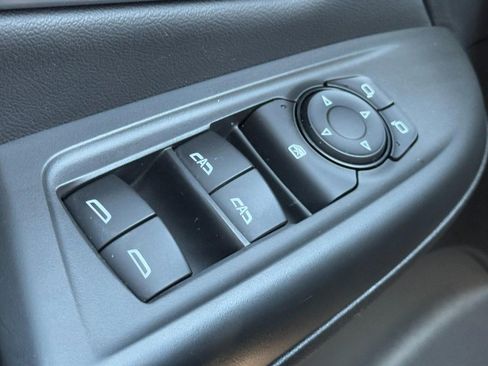 Used 2023 Chevrolet Bolt EUV LT w/ Convenience Package image 21