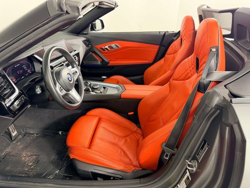 Certified 2022 BMW Z4 M40i w/ Premium Package image 5