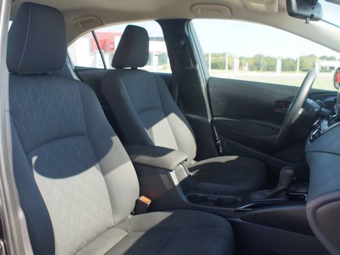 Used 2024 Toyota Corolla LE FWD image 21