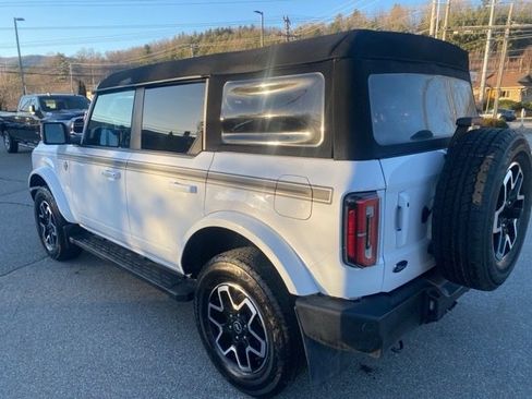 Used 2023 Ford Bronco Outer Banks image 8