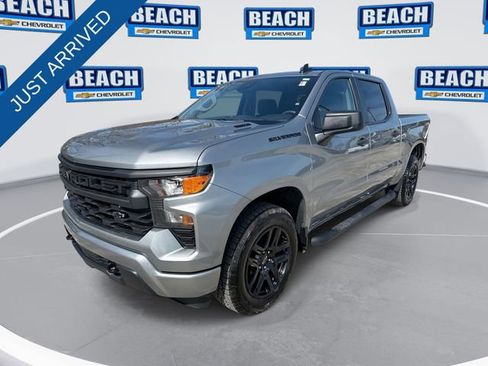 Used 2025 Chevrolet Silverado 1500 Custom w/ Turbomax Blackout Package image 1