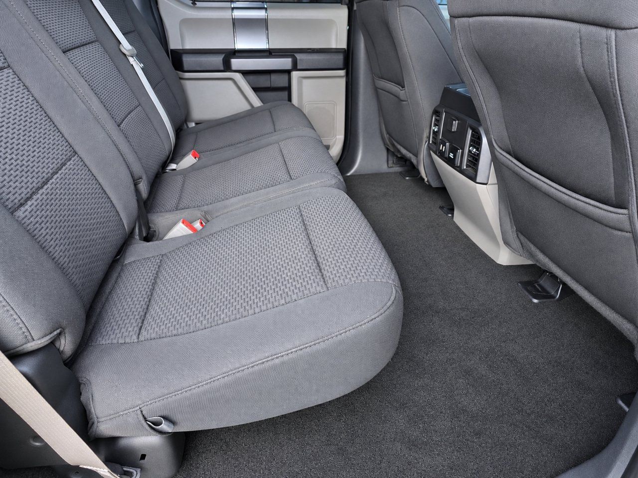 Used 2019 Ford F150 XLT w/ Equipment Group 302A Luxury RWD image 29