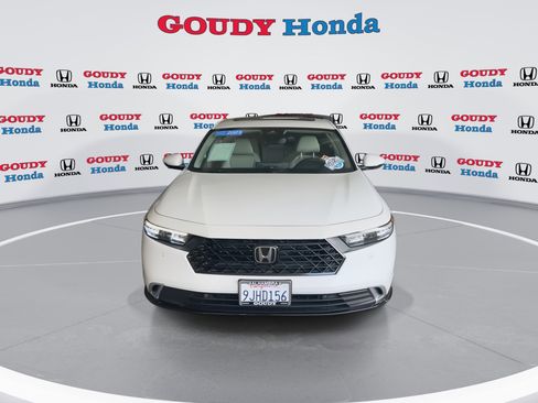 Certified 2023 Honda Accord Touring image 3