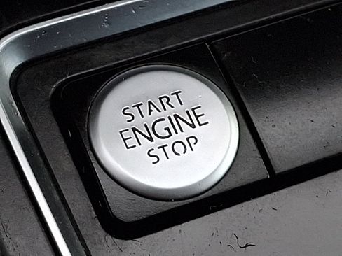 Used 2016 Volkswagen Jetta SE image 22