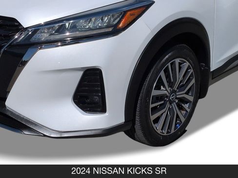 Certified 2024 Nissan Kicks SR w/ SR Premium Package image 10