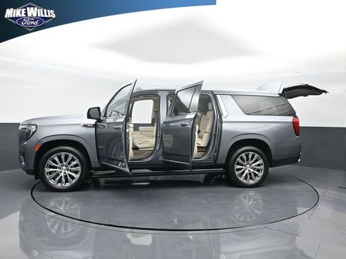 Used 2022 GMC Yukon XL Denali image 28