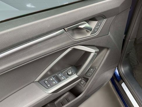 Used 2022 Audi Q3 2.0T Premium Plus image 23