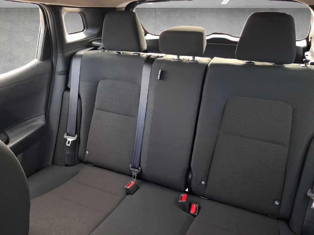 New 2027 Nissan Kicks S FWD image 23