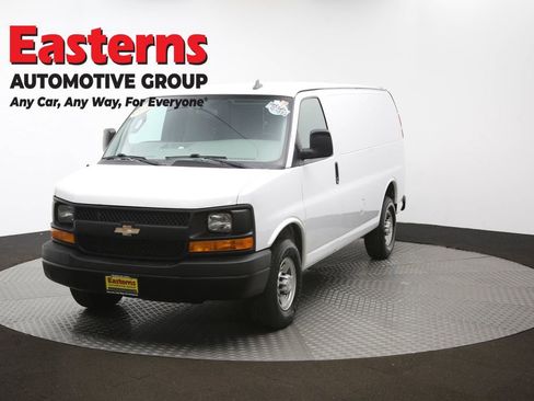Used 2017 Chevrolet Express 2500 image 54