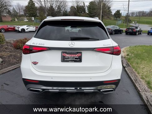 Used 2023 Mercedes-Benz GLC 300 4MATIC image 11