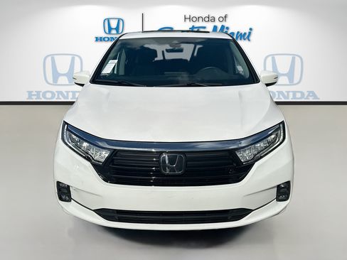 Certified 2024 Honda Odyssey Elite image 2