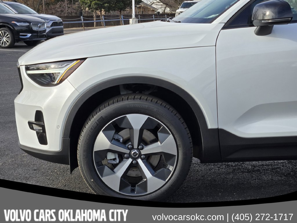 Used 2026 Volvo XC40 B5 Plus w/ Protection Package Premier AWD/4WD image 8
