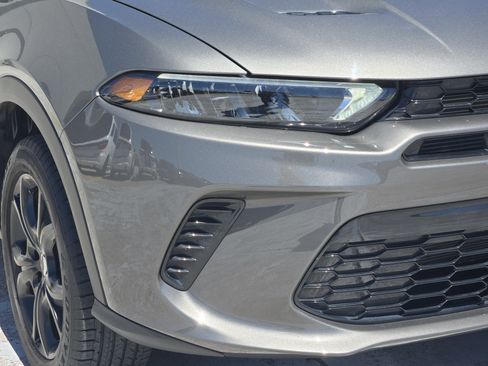 Used 2024 Dodge Hornet GT w/ GT Blacktop Package image 9