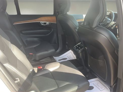 Used 2023 Volvo XC90 B6 Plus w/ Protection Package Premier AWD/4WD image 12