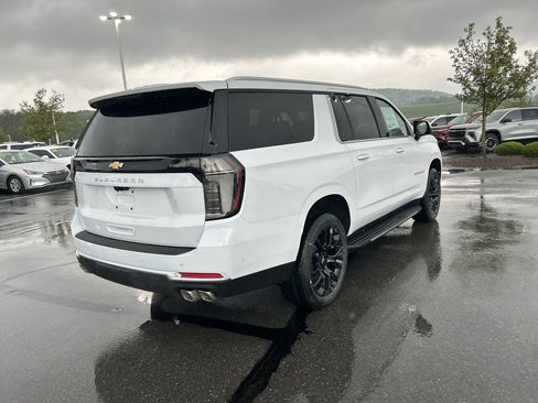 New 2026 Chevrolet Suburban High Country w/ Sun And Tow Package AWD/4WD image 7