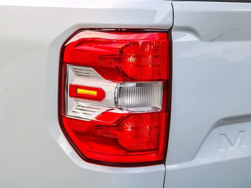 Used 2024 Ford Maverick Lariat w/ 4K Tow Package image 9