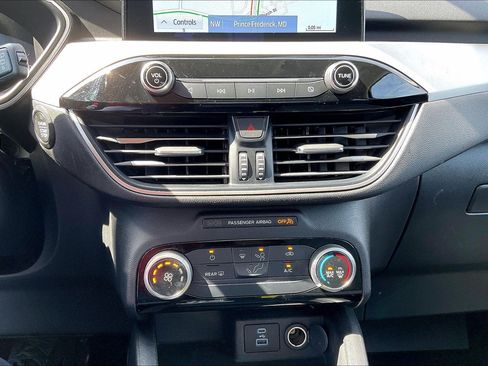 Certified 2021 Ford Escape SE AWD/4WD image 33