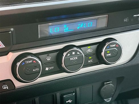 Used 2022 Toyota Tacoma SR image 15