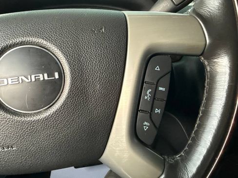 Used 2014 GMC Yukon Denali AWD/4WD image 34