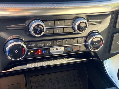 Used 2024 Ford F150 Platinum w/ Equipment Group 703A Plus image 25