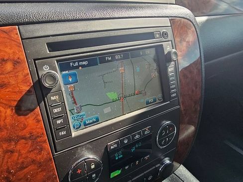 Used 2007 Chevrolet Avalanche LTZ w/ LTZ Preferred Equipment Group RWD image 26