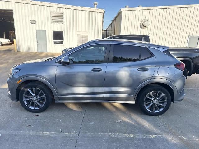 Used 2023 Buick Encore GX Select w/ Sport Touring Package FWD image 7