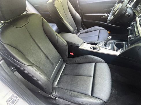 Used 2015 BMW 320i xDrive Sedan AWD/4WD image 24