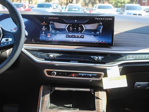 New 2026 BMW X5 xDrive40i w/ Climate Comfort Package image 13