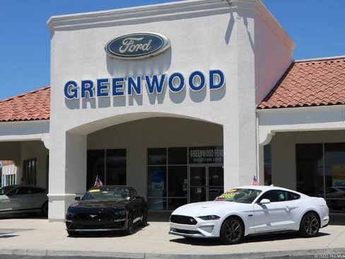 Certified 2021 Ford F350 XL w/ Power Equipment Group image 33