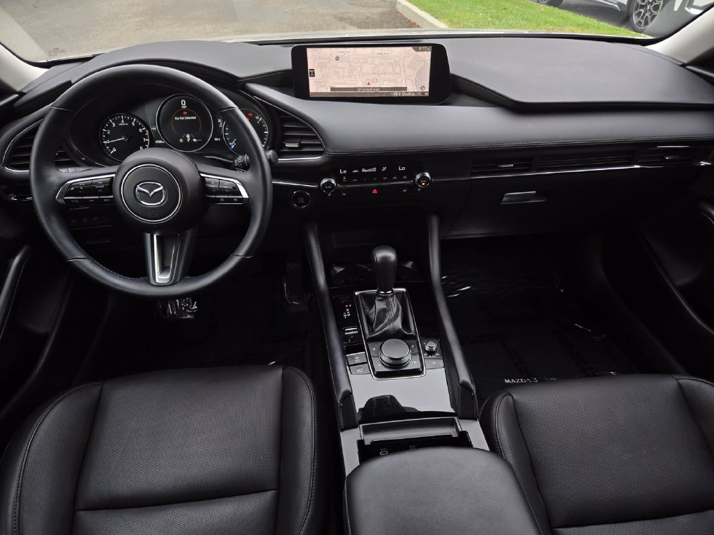 Certified 2025 MAZDA MAZDA3 2.5 Turbo Sedan w/Premium Plus AWD/4WD image 15